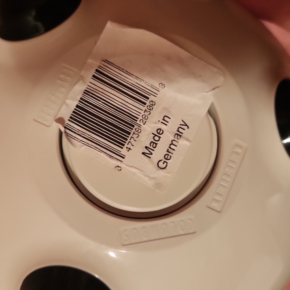 Leifheit Columbus Egg Shape Insulated Design  Pitcher - Picture 5 of 7